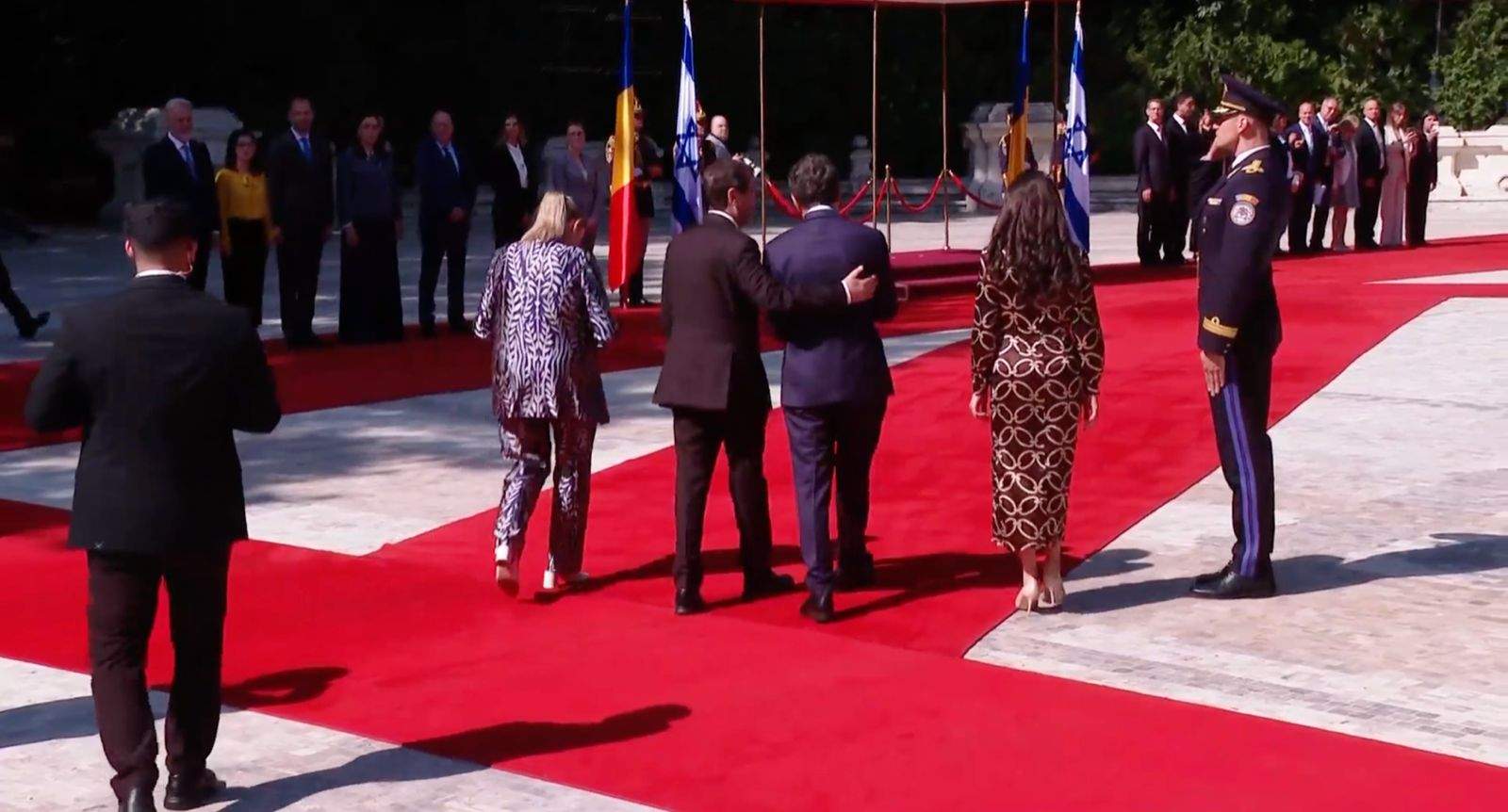 Mirabela Grădinaru a făcut furori la Palatul Cotroceni! Rochia partenerei lui Nicușor Dan a furat toate privirile