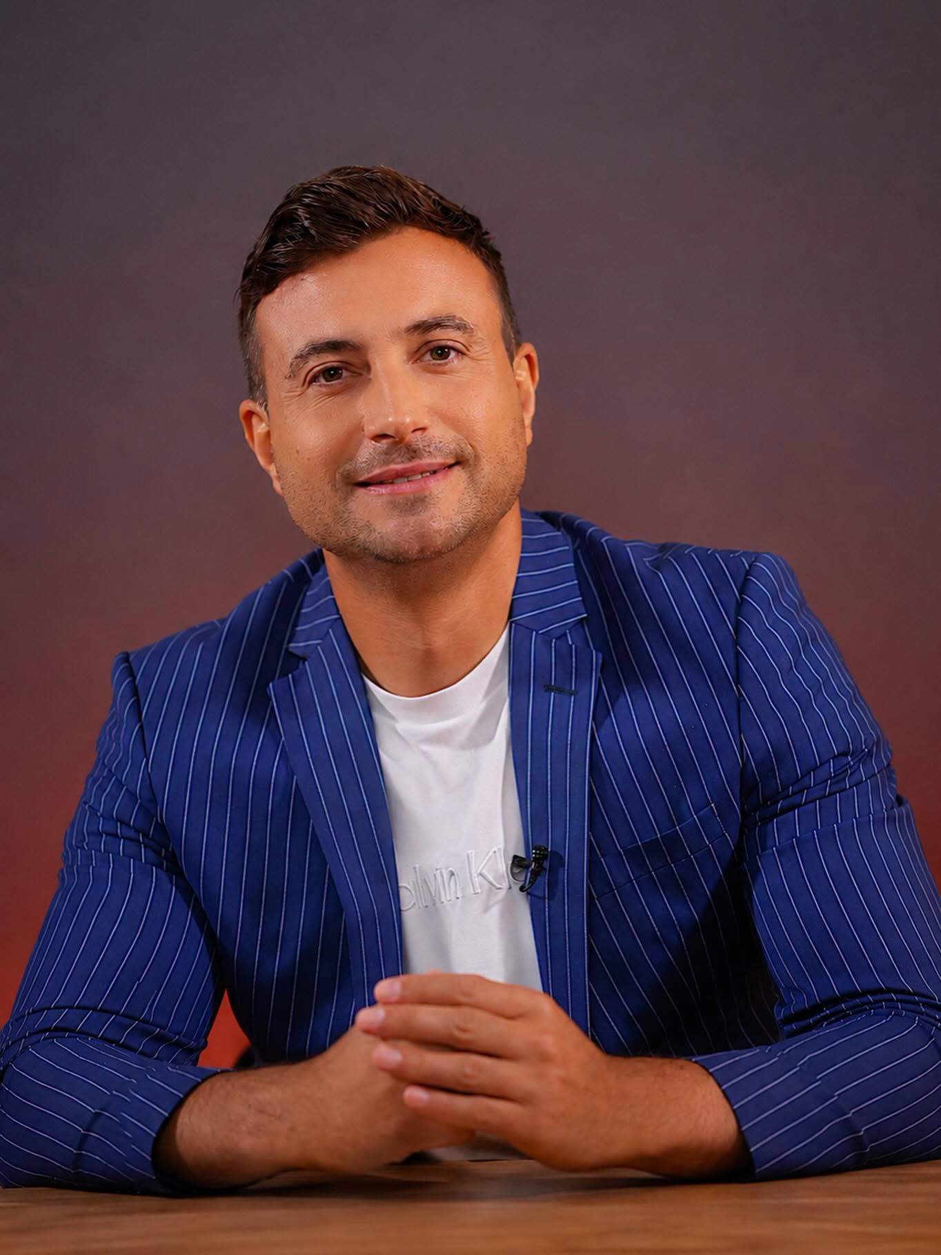 Valentin Sanfira a transmis un mesaj dur cu zâmbetul pe buze. Ce a avut de spus artistul de muzică populară