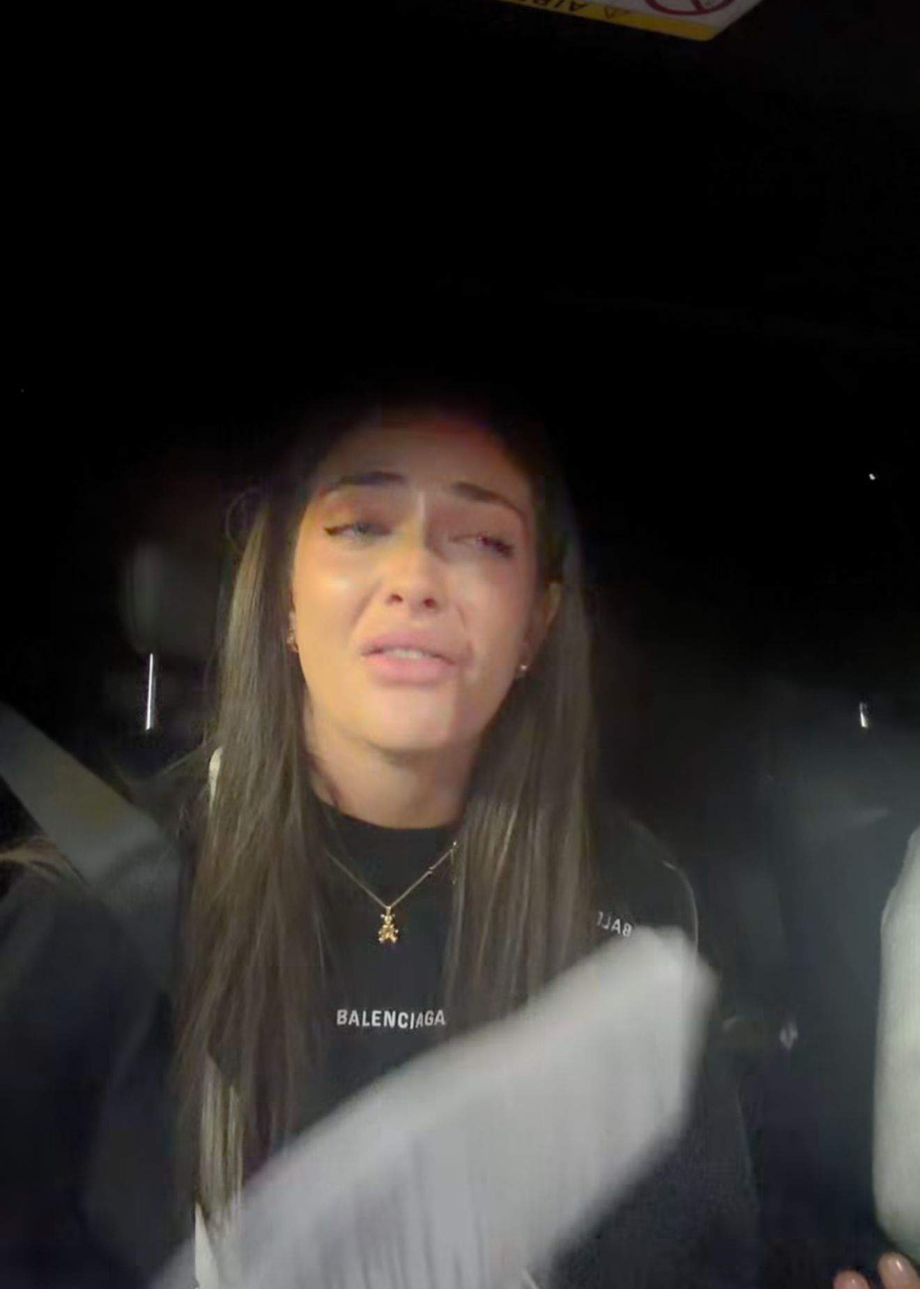 Mama Andreei Bostănică ar fi fost amenințată de tatăl Iulianei Beregoi! Influencerița a izbucnit în lacrimi