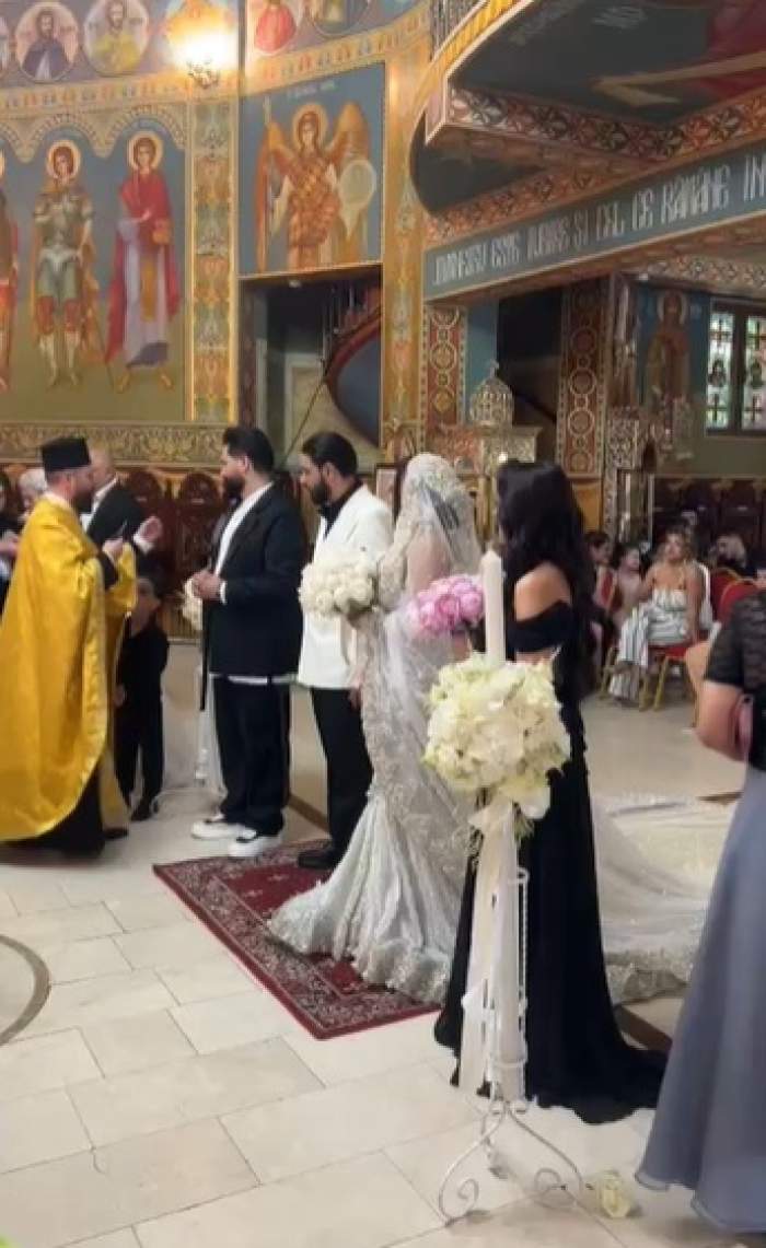 Primele imagini din biserică de la nunta fiului lui Florin Salam! Dani Stoian și Mihaela își unesc destinele în fața lui Dumnezeu