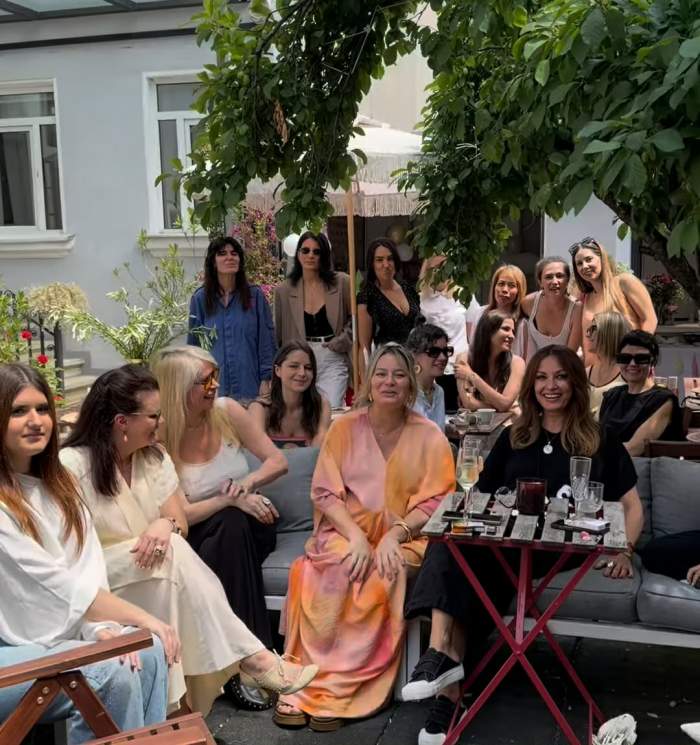 Laura Cosoi și invitatele ei