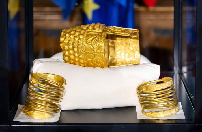 Ce pedeapsă au primit hoții coifului de la Coțofenești. Decizia de ultimă oră luată de magistrați