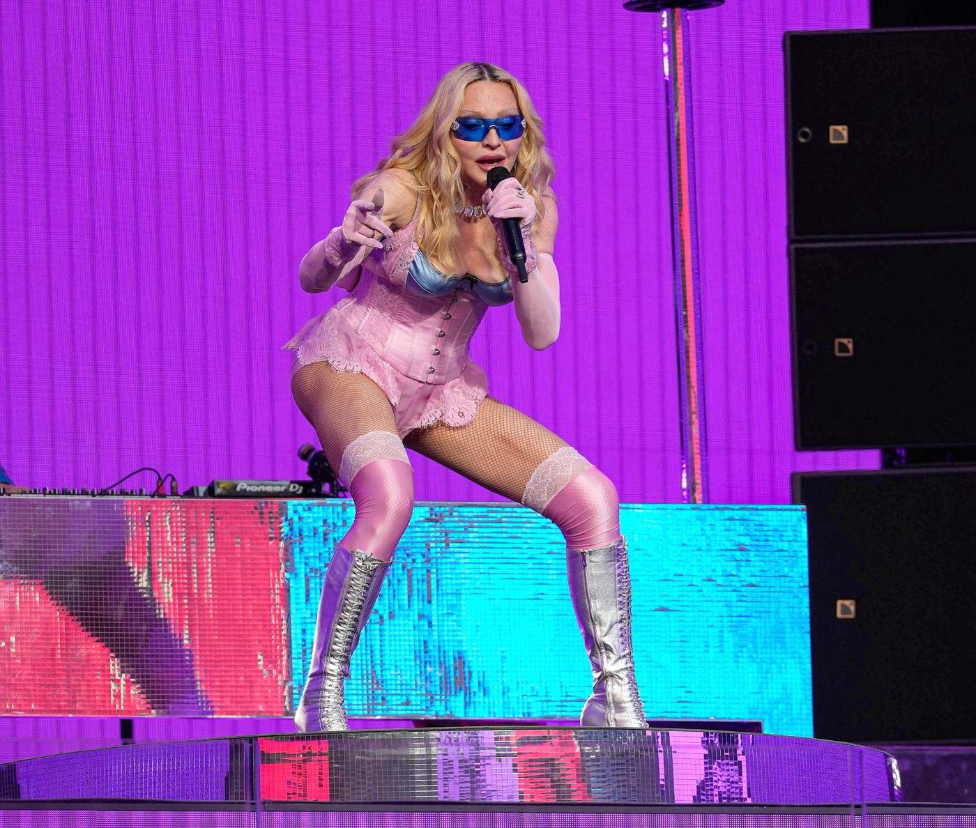 Madonna, apariție incendiară la 67 de ani! A făcut show în lenjerie din dantelă