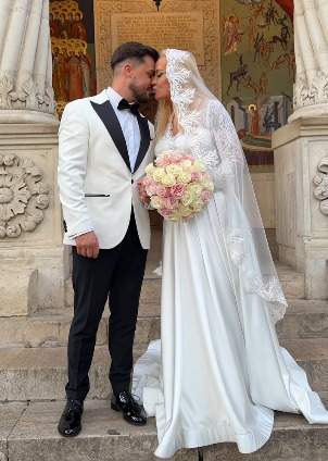 Simona Trașcă și Marian Buzilă, la biserică