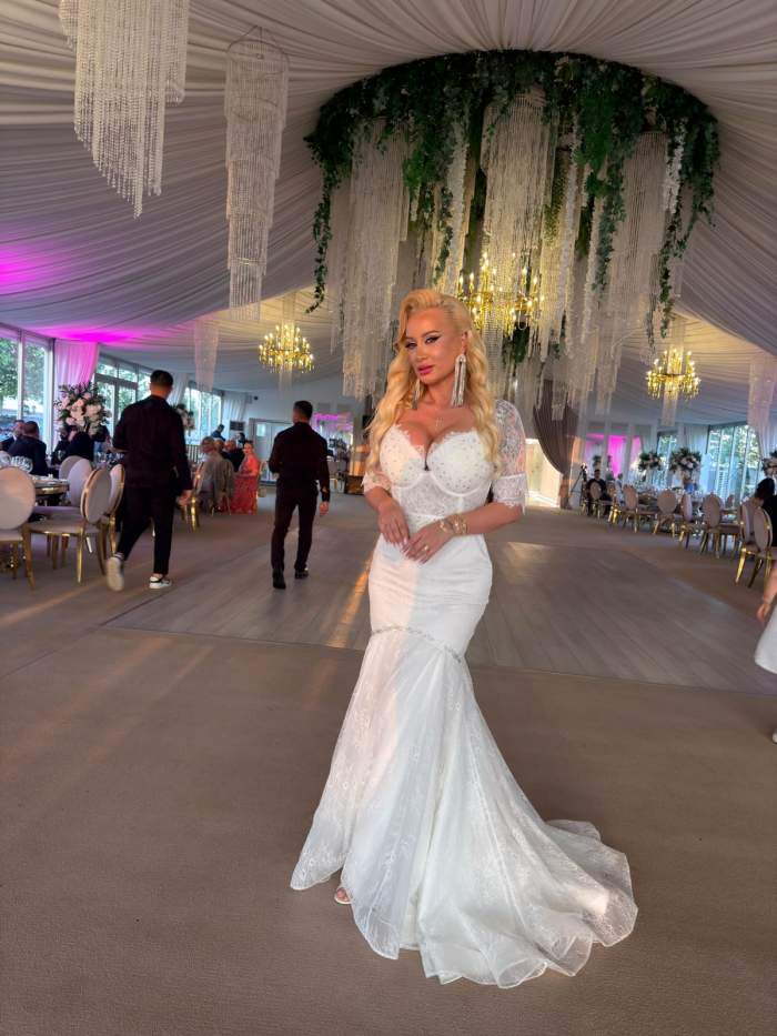 Petrecerea de nuntă a Simonei Trașcă a început! Cum arată rochia spectaculoasă pe care mireasa o poartă la party / FOTO