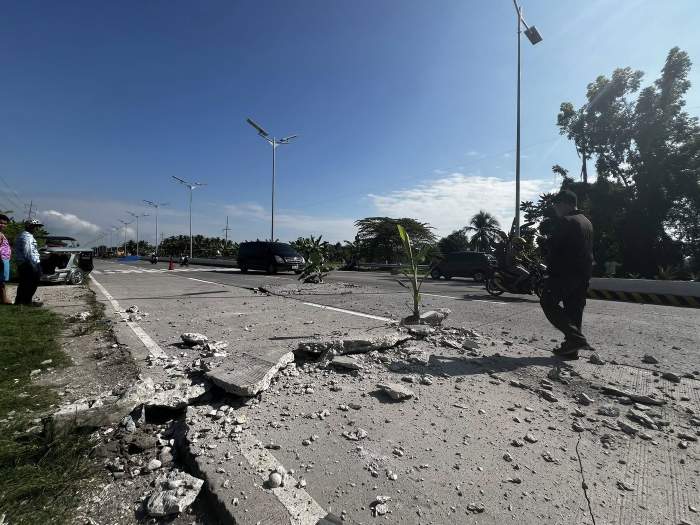 Cutremur cu magnitudinea de 7,8 grade! Imagini șocante cu clădiri care se prăbușesc. Au fost emise alerte de tsunami 