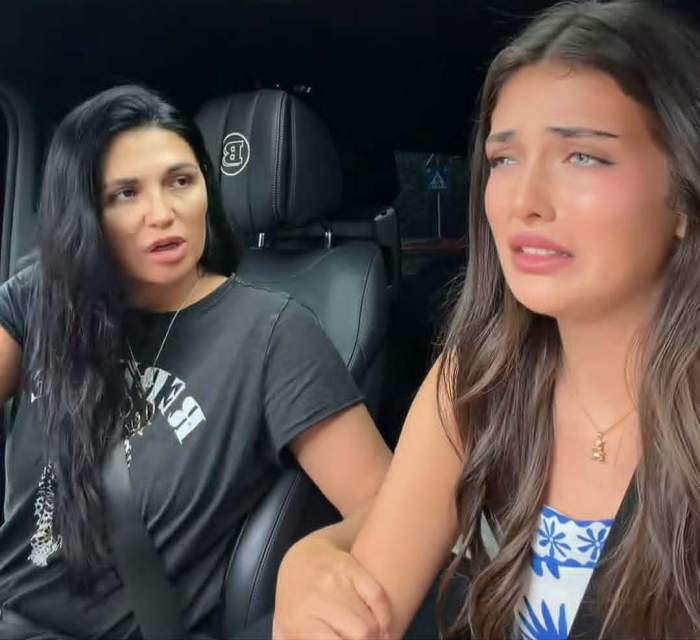 Andreea Bostănică și mama ei, Angela