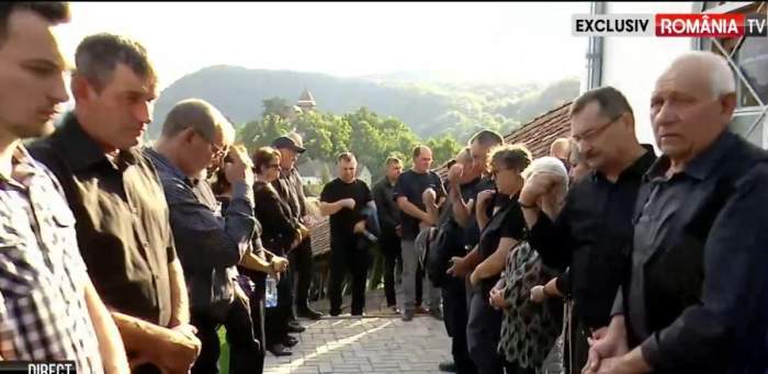Imaginile durerii de la înmormântarea lui Gabi Mureșan. Fostul fotbalist a fost condus pe ultimul drum | FOTO