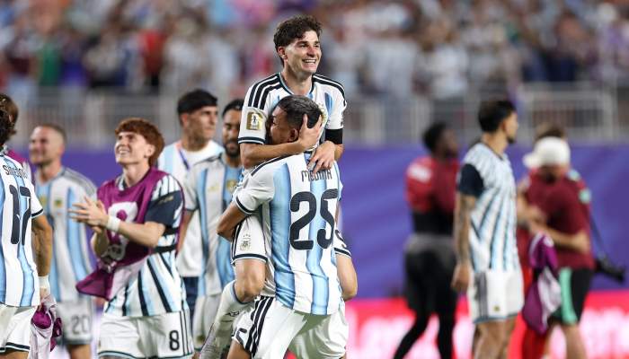 Antena 1, lider de audienţă și record absolut ȋn cea de-a 32-a zi a Campionatului Mondial 2026. Mâine, cei mai buni contra cei mai buni, ȋn prima semifinală, ȋn direct pe Antena 1 și AntenaPLAY