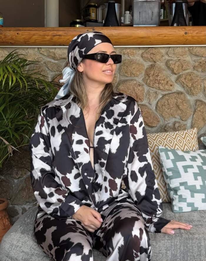Ana Pîrvulescu, în vacanță