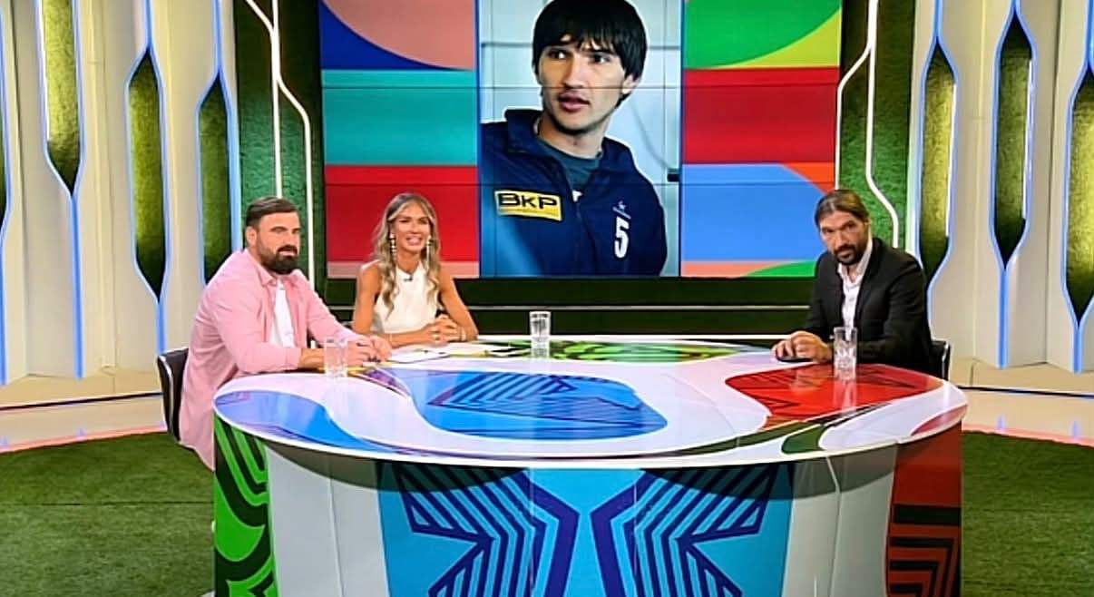 Cum arăta Dan Alexa când avea părul scurt. Reacția antrenorului când a revăzut imaginile 