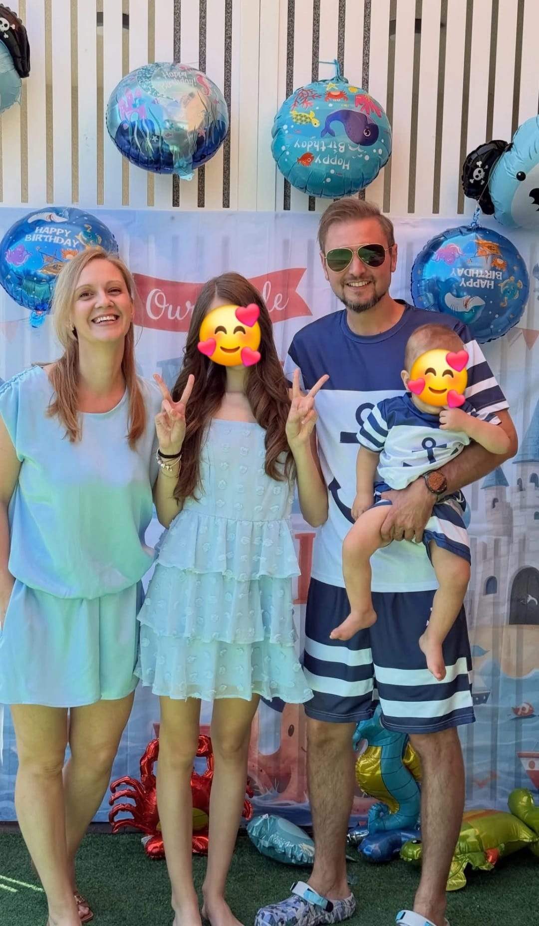 Adrian Velea și familia lui