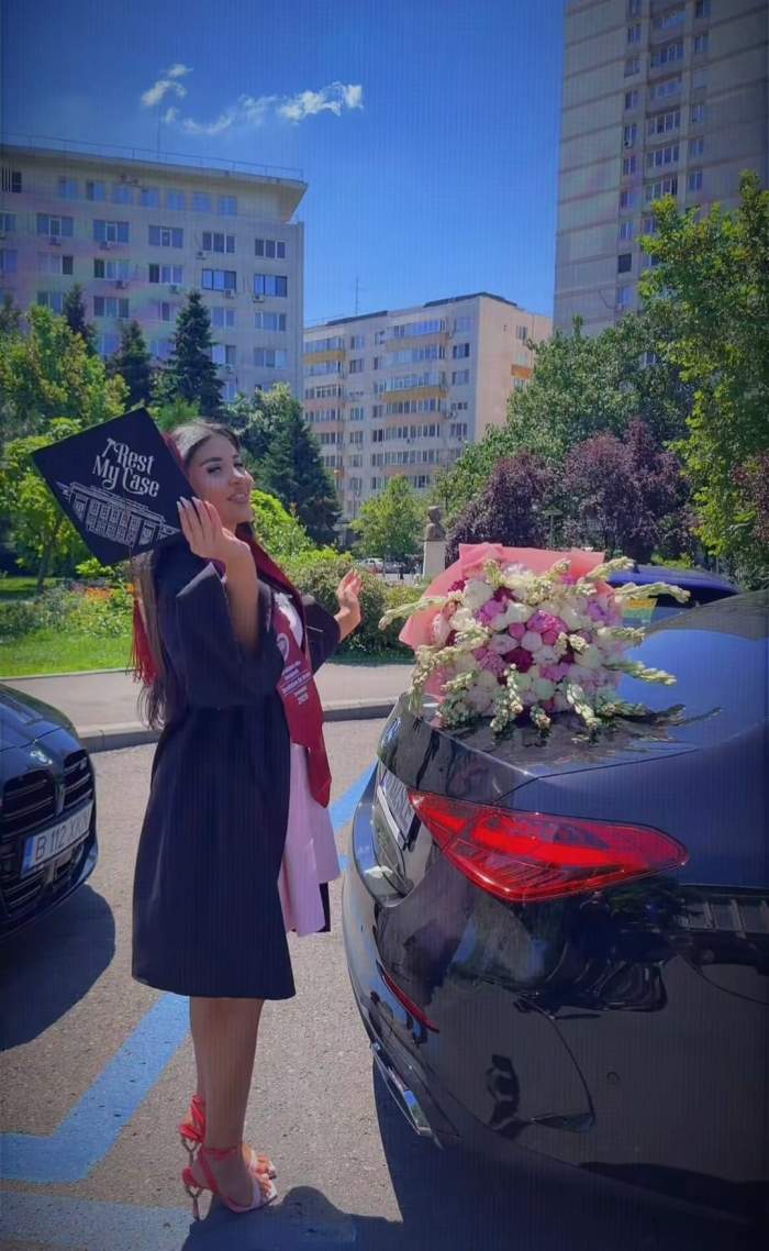 Fiica lui Sile Cămătaru a absolvit facultatea! Ce a studiat Sara