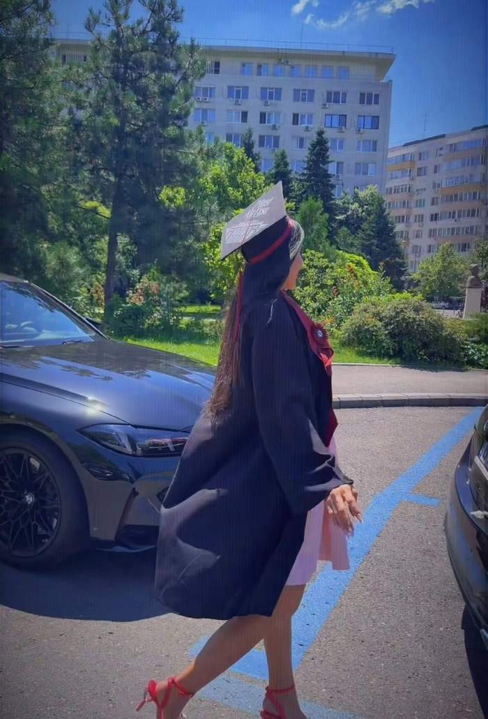Fiica lui Sile Cămătaru a absolvit facultatea! Ce a studiat Sara