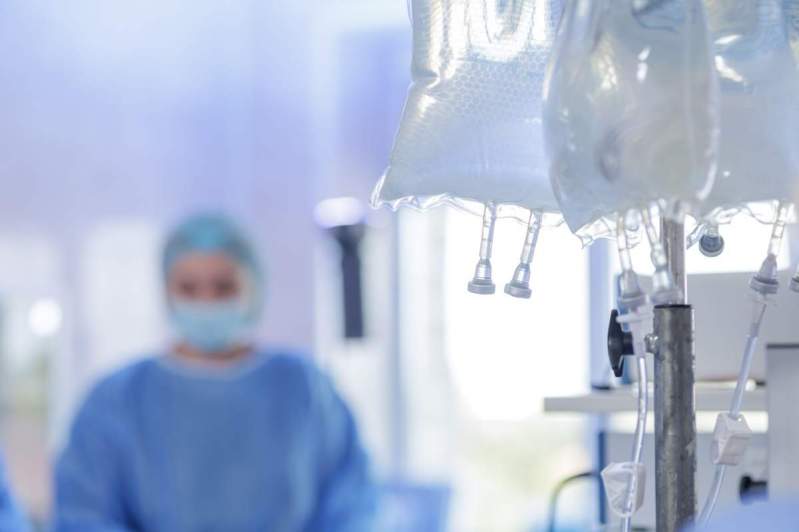 Focar de infecție cu un virus care produce diaree ”explozivă”. Un lanț celebru de fastfood-uri este anchetat