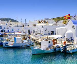 Alertă sanitară în Grecia! Un focar de salmonella a apărut în destinațiile turistice