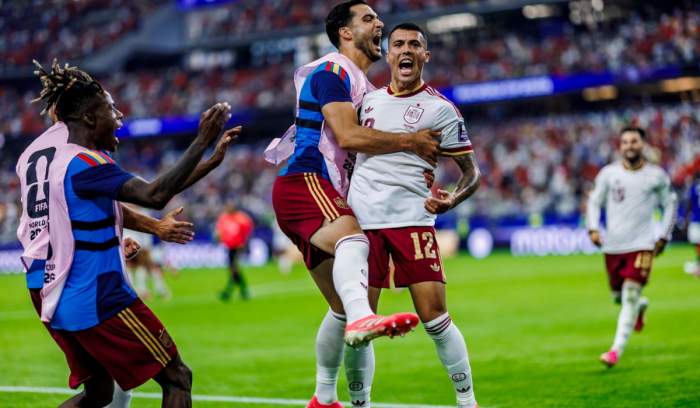 Spania, prima finalistă a Campionatului Mondial 2026, ȋn cea de-a 34-a zi, lider de audienţă la Antena 1. Diseară, de la 22.00, Anglia și Argentina dau bătălia supremă pentru un loc ȋn finală, ȋn direct pe Antena 1 și AntenaPLAY