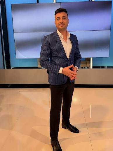 Ce îl face fericit pe Valentin Sanfira. Cântărețul a spus care e cea mai mare bucurie a vieții lui