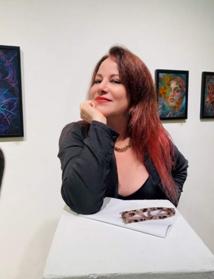 Artistă, diagnosticată cu o formă agresivă de cancer. A suferit o operație pe creier