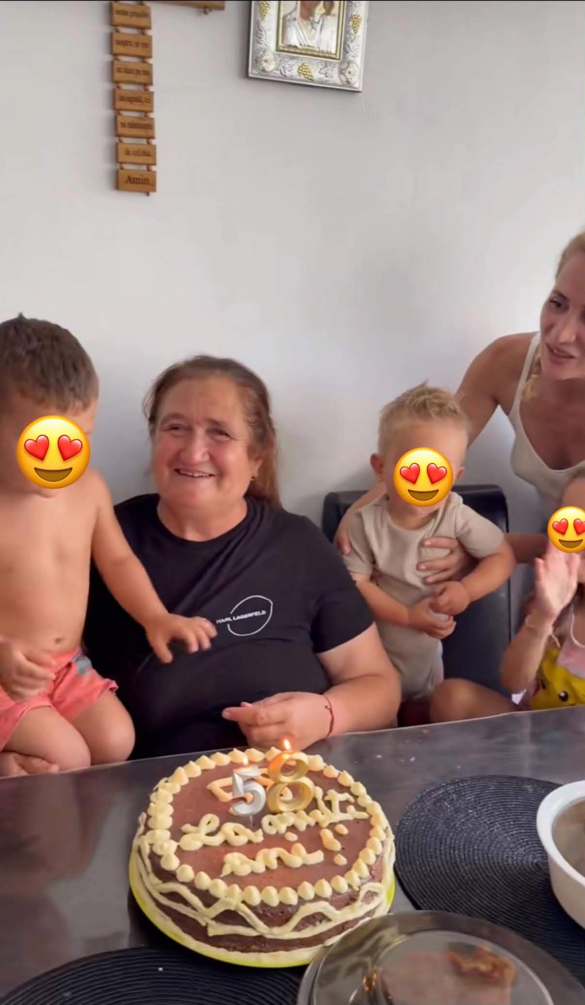 Cum arată mama Claudiei Puican. Imagini rare publicate de artistă
