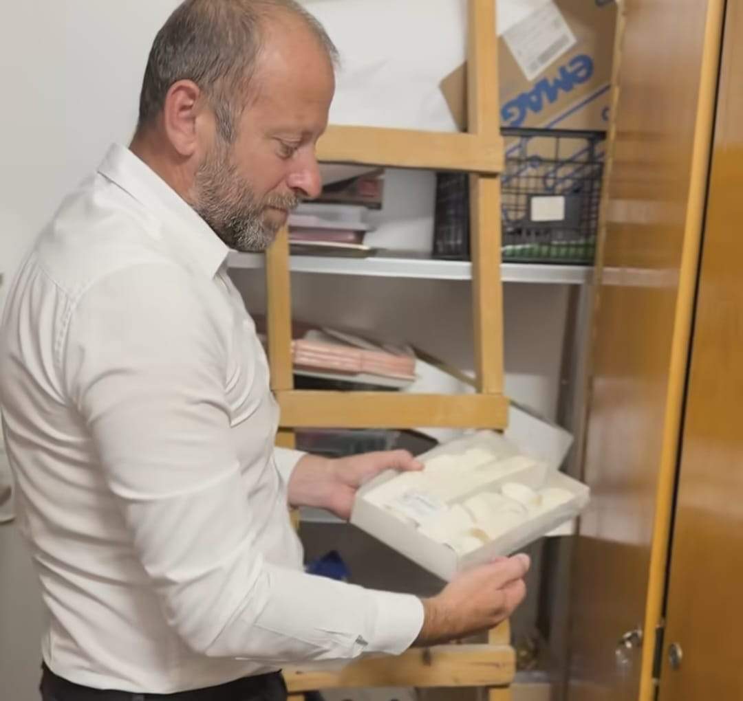 Ce a găsit ministrul Radu Miruță într-o clădire a Gării de Nord. A rămas perplex | VIDEO