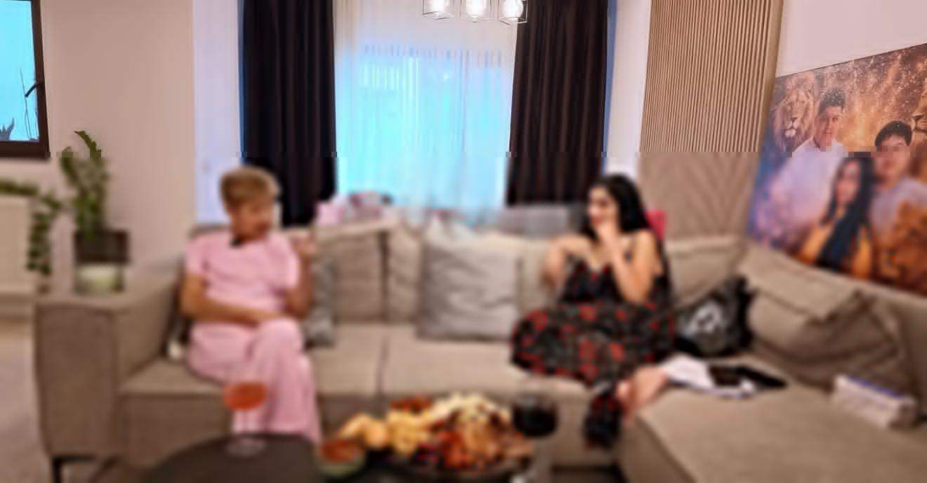 Ana filmează cu bona ei