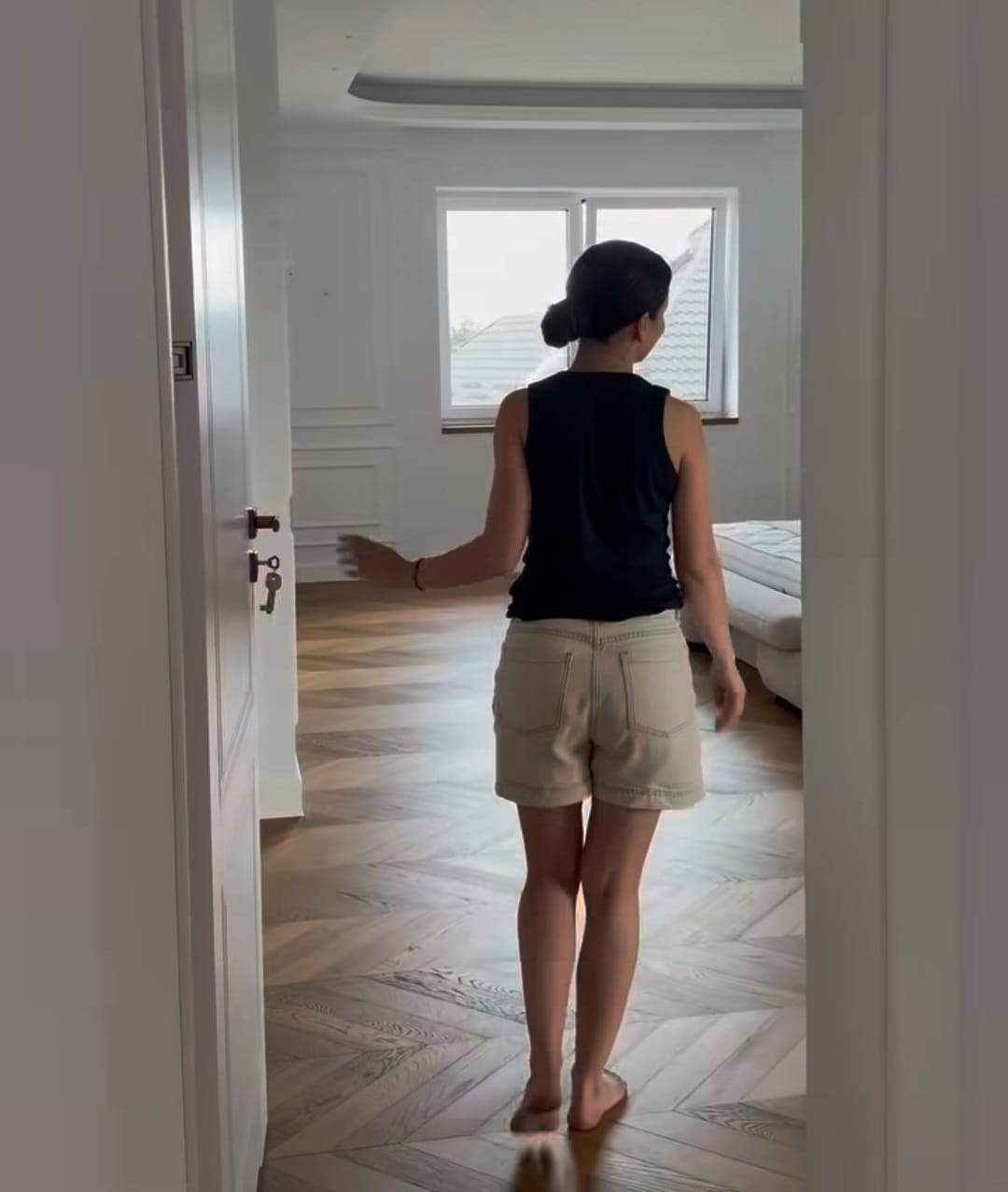 O influenceriță din Suceava și-a făcut o casă la care și vedetele din România ar visa! Cum arată și cât costă locuința, încă în constructie