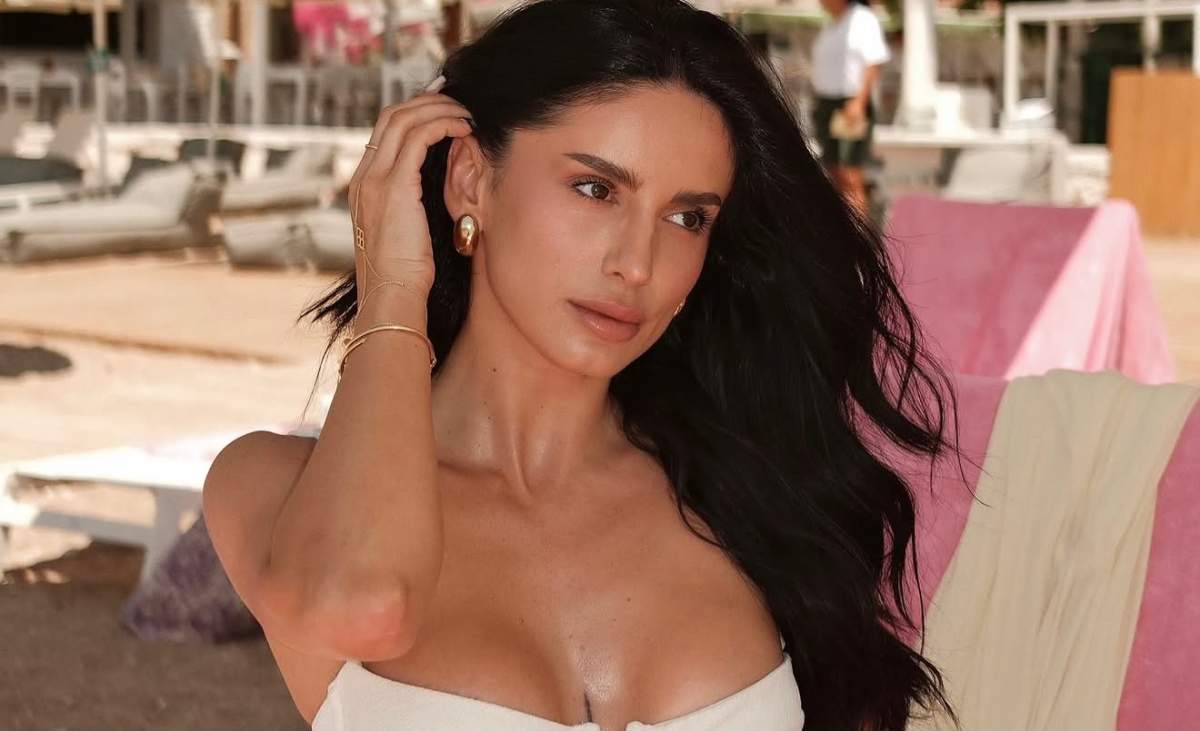 Ioana Grama sexy