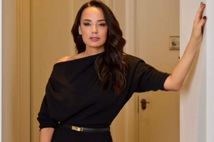 Andreea Raicu, într-o rochie neagră