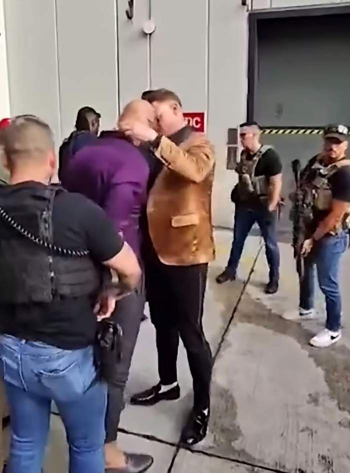 Frații Andrew și Tristan Tate, reținuți în Miami. Sunt vizați de acuzații grave și riscă extrădarea în Marea Britanie