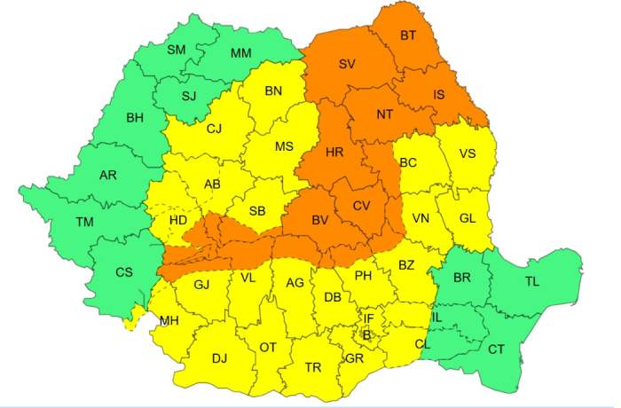 Coduri galbene și portocalii de vijelii și grindină. Ce zone sunt vizate. În vigoare este și o avertizare de caniculă
