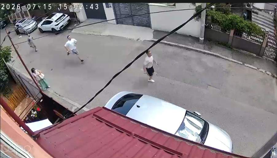 Doi agenți de la Poliția Capitalei, deveniți eroi în timpul liber! Cristian și Ovidiu au intervenit după un strigăt de ajutor