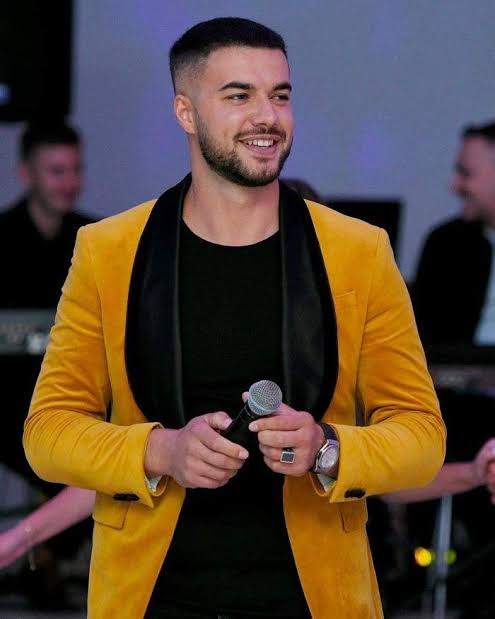 Cât ar costa să îți cânte la eveniment Nicu Paleru, Florin Salam și alți artiști consacrați. Sumele nu sunt deloc mici