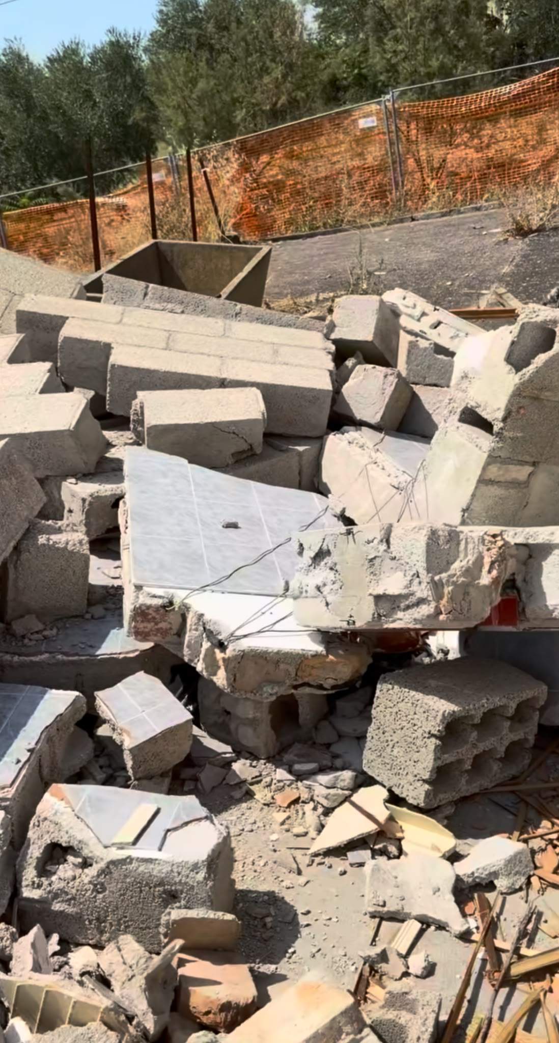Noi imagini cu locuința din Italia a Gabrielei Cristea! Vedeta a mers, din nou, pe șantier