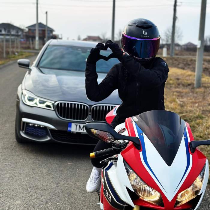 Iubita lui Răzvan Kovacs, pe motor