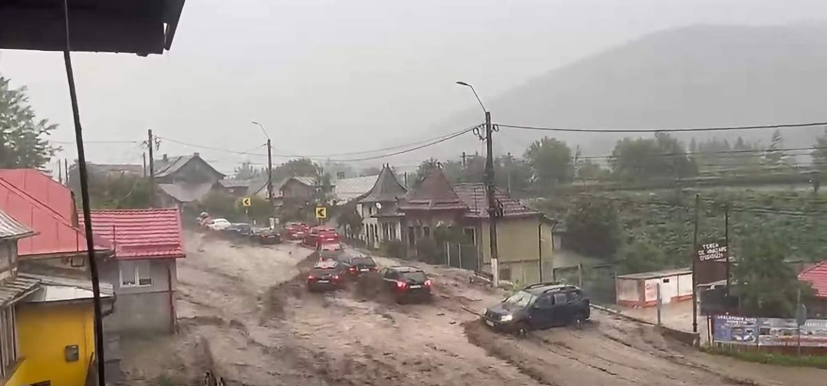 alertă de inundații