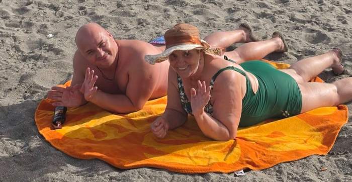 Cristi din Banat și mama lui, la plajă