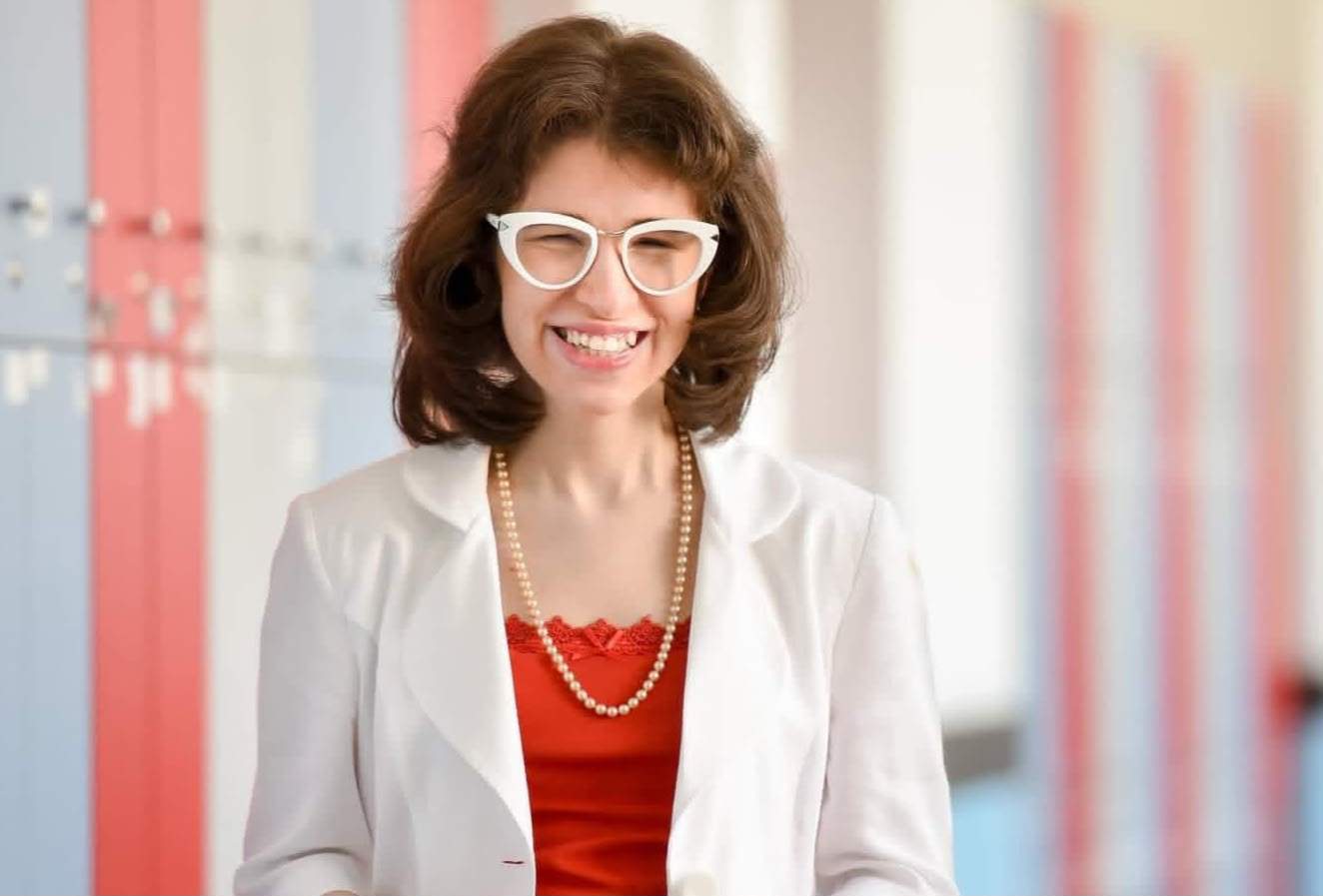 Profesoara Laura Stifter