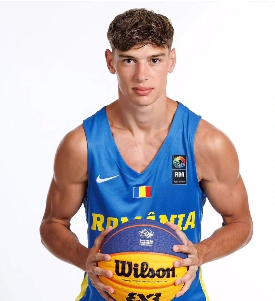 Mihai de la Mireasa