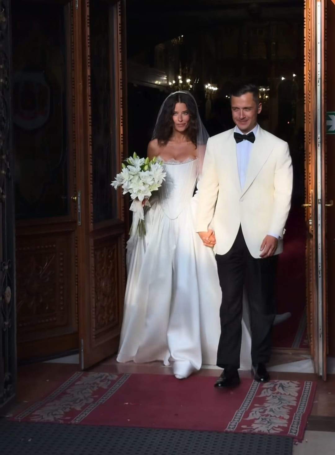 Alice Peneacă și Dragos Caliminte s-au căsătorit religios! Imagini superbe de la nuntă | VIDEO
