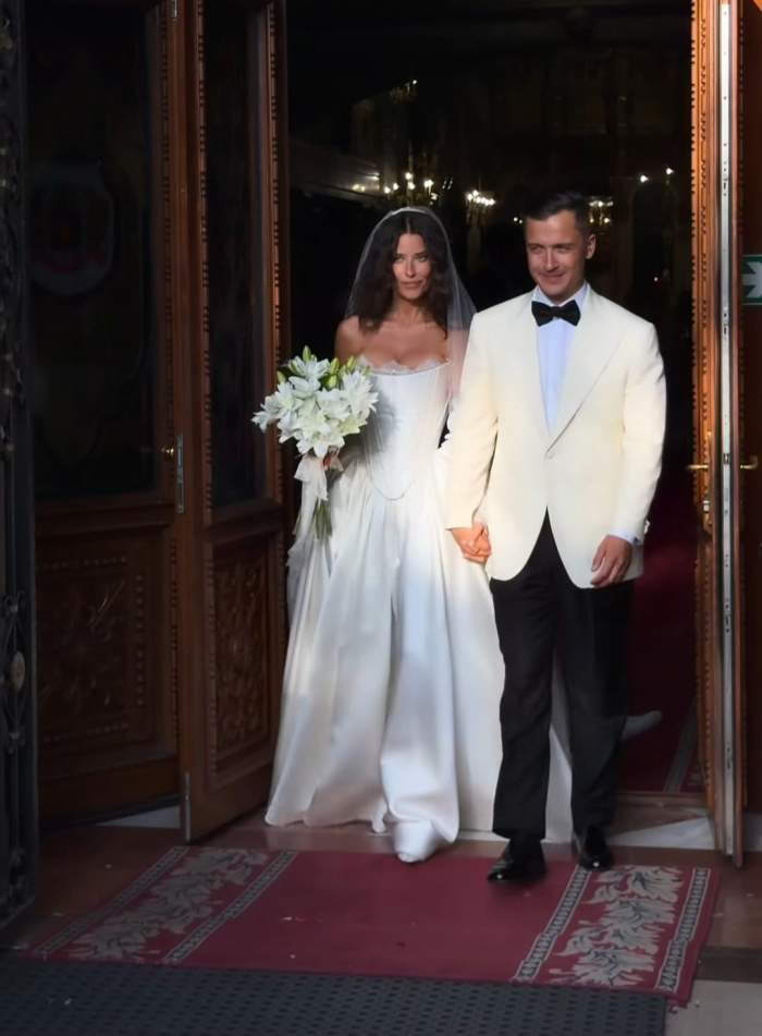 Alice Peneacă și Dragos Caliminte s-au căsătorit religios! Imagini superbe de la nuntă | VIDEO