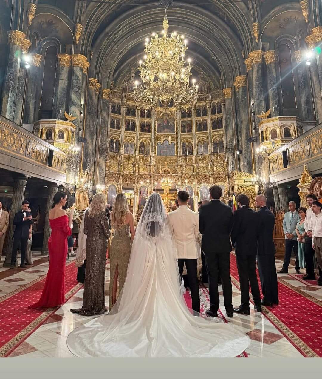 Alice Peneacă și Dragos Caliminte s-au căsătorit religios! Imagini superbe de la nuntă | VIDEO