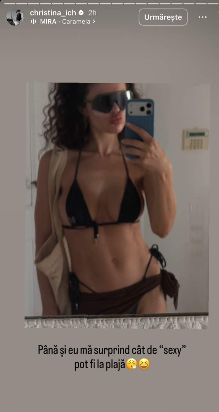 Christina Ich, în costum de baie