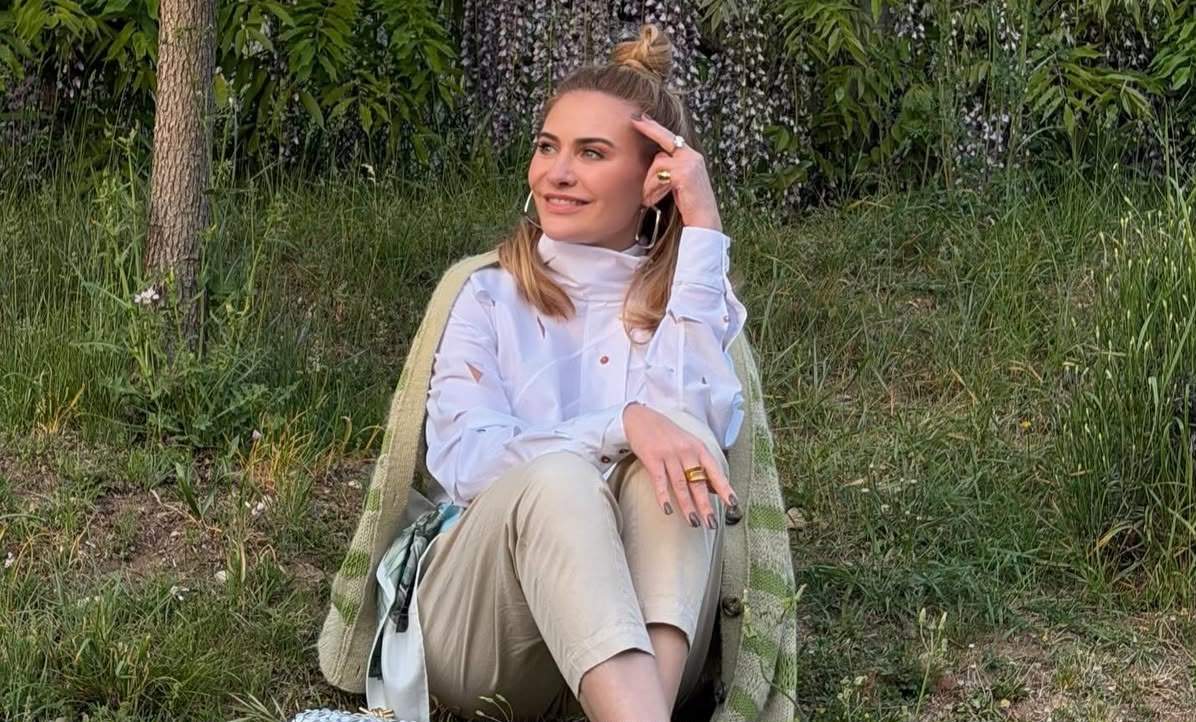 Adina Buzatu, în natură