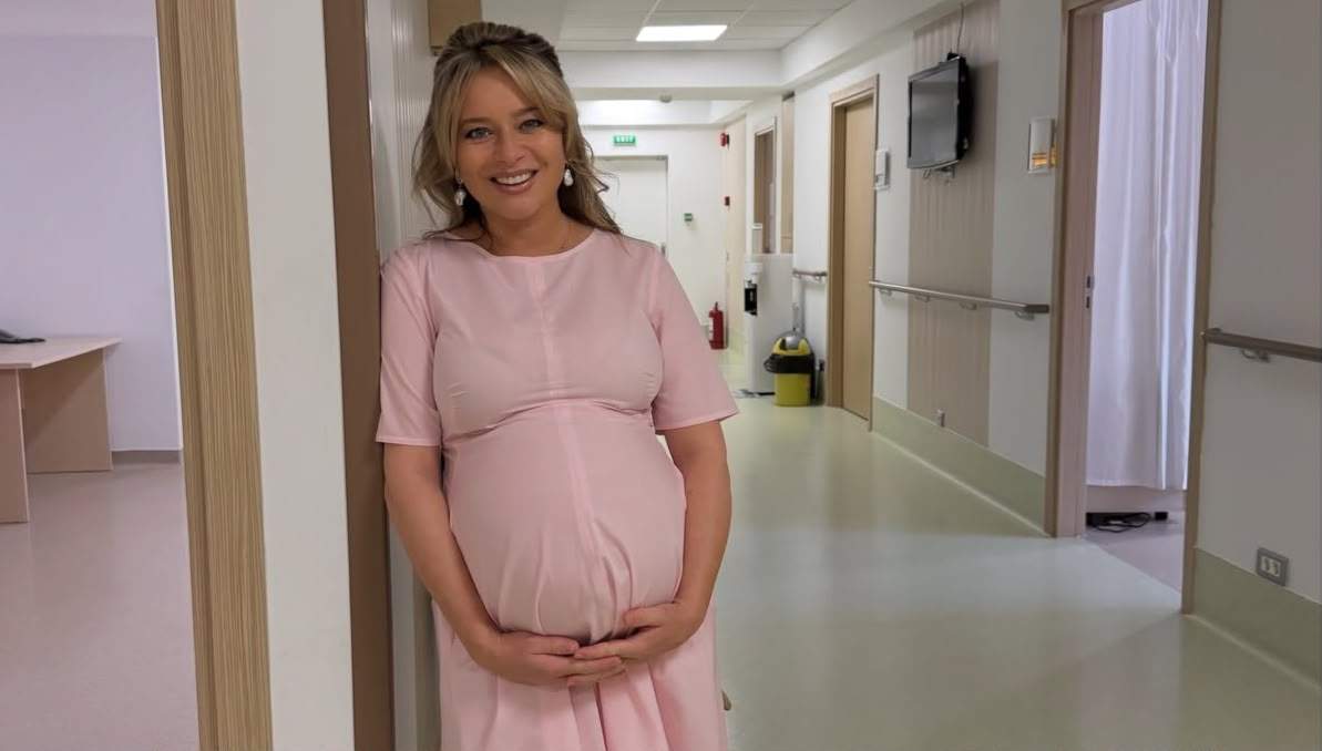 Laura Cosoi, în spital