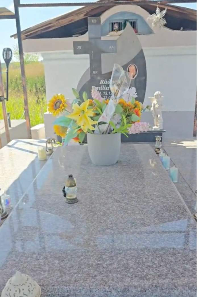 Ce s-a întâmplat la mormântul Denisei Răducu în ziua în care s-au împlinit 9 ani de la moarte. Dovada că nu a fost dată uitării