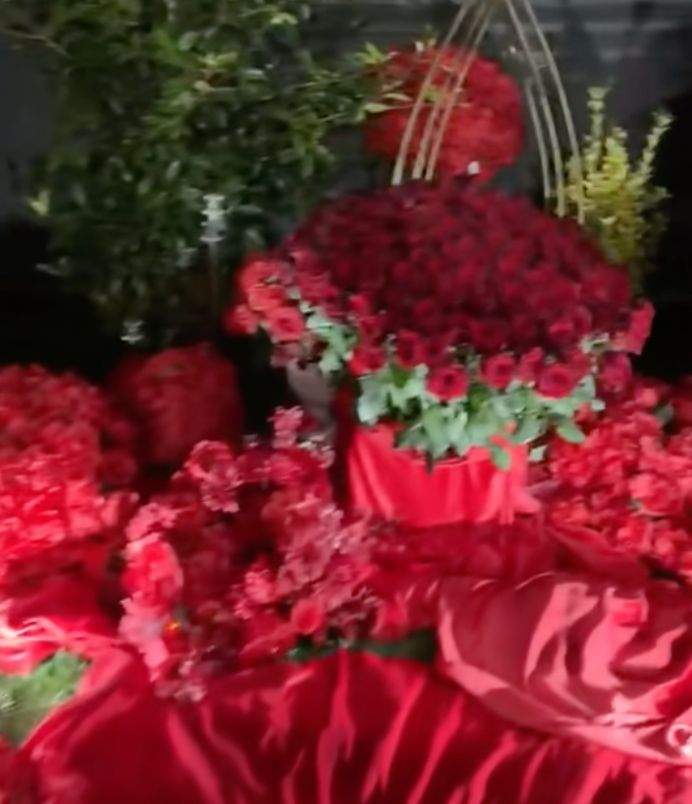 Meko, surpriză de zile mari pentru soția lui! Irina a împlinit 34 de ani | FOTO
