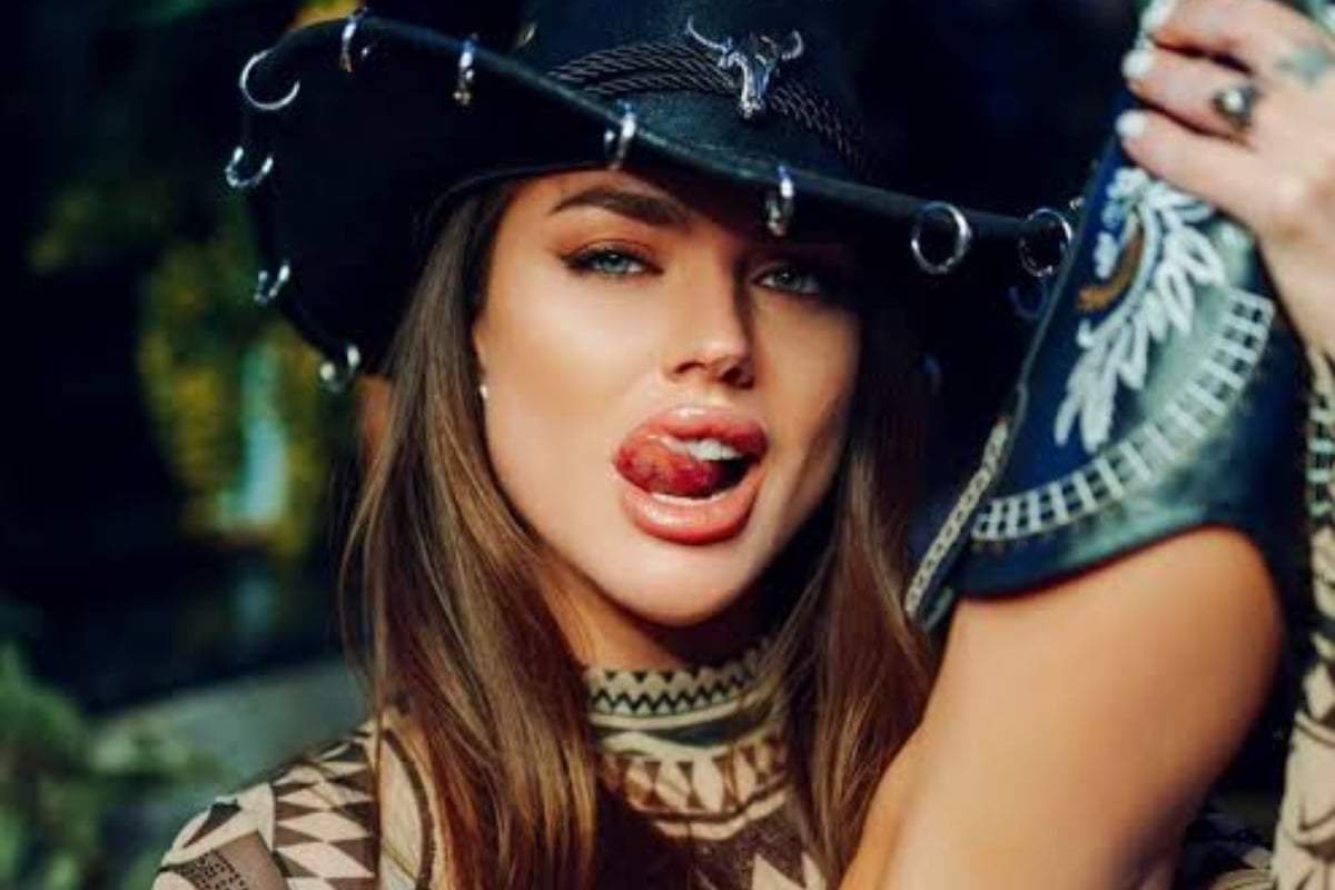 Cristina Scarlevschi, mai sexy ca niciodată. Cele mai hot fotografii cu ispita de la Insula Iubirii
