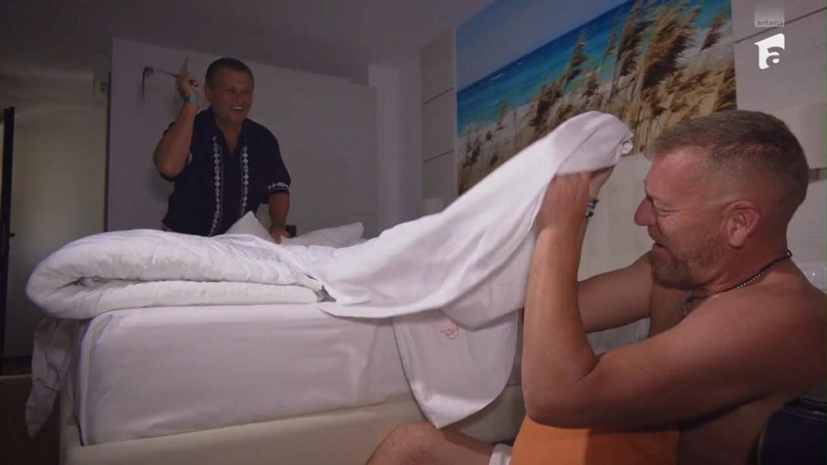 Nea Marin, fără milă cu vedetele de la Poftiți pe la noi. Liviu Vârciu și Andrei Ștefănescu au simțit pe pielea lor