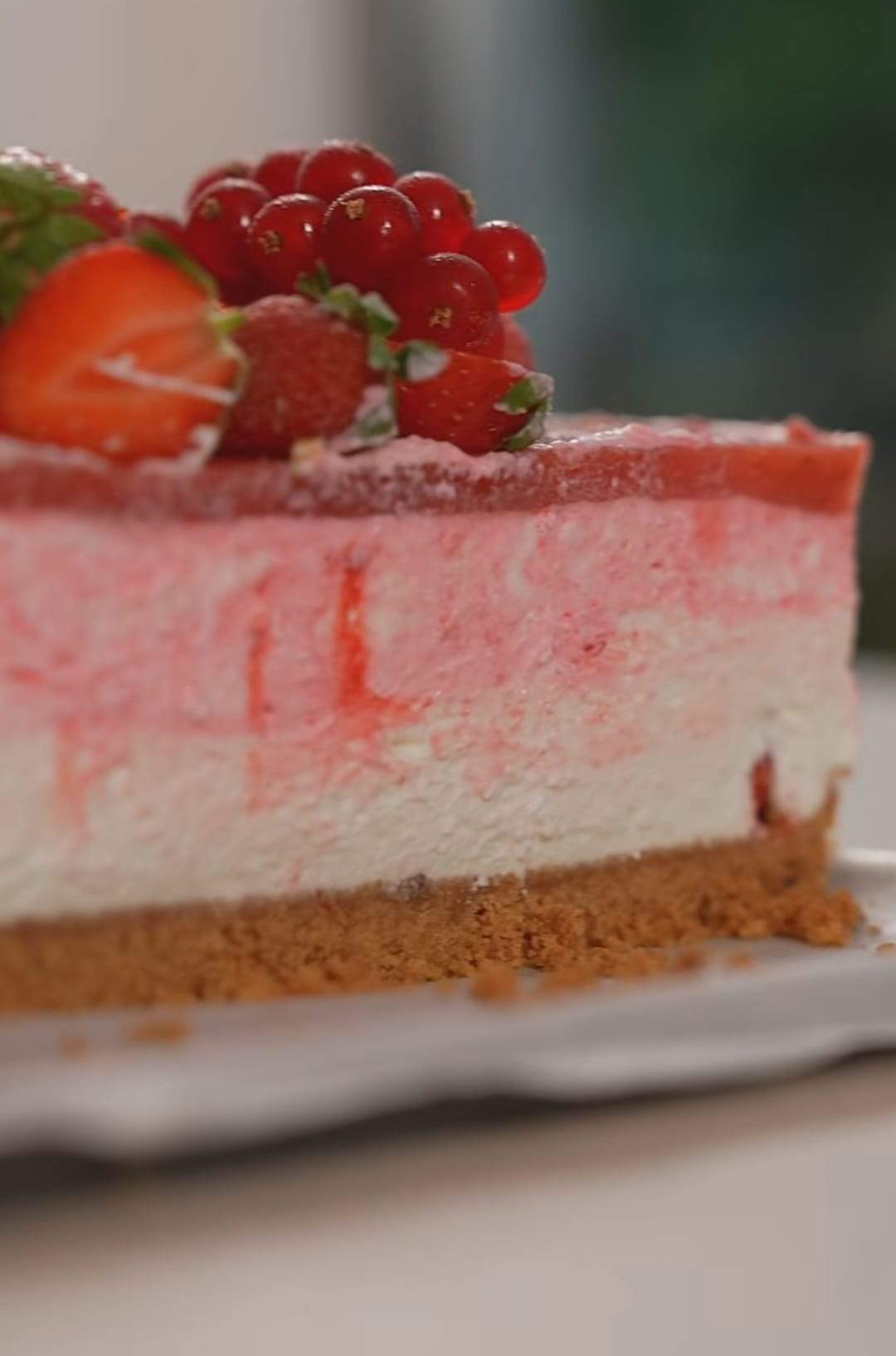 cheesecake cu căpșuni